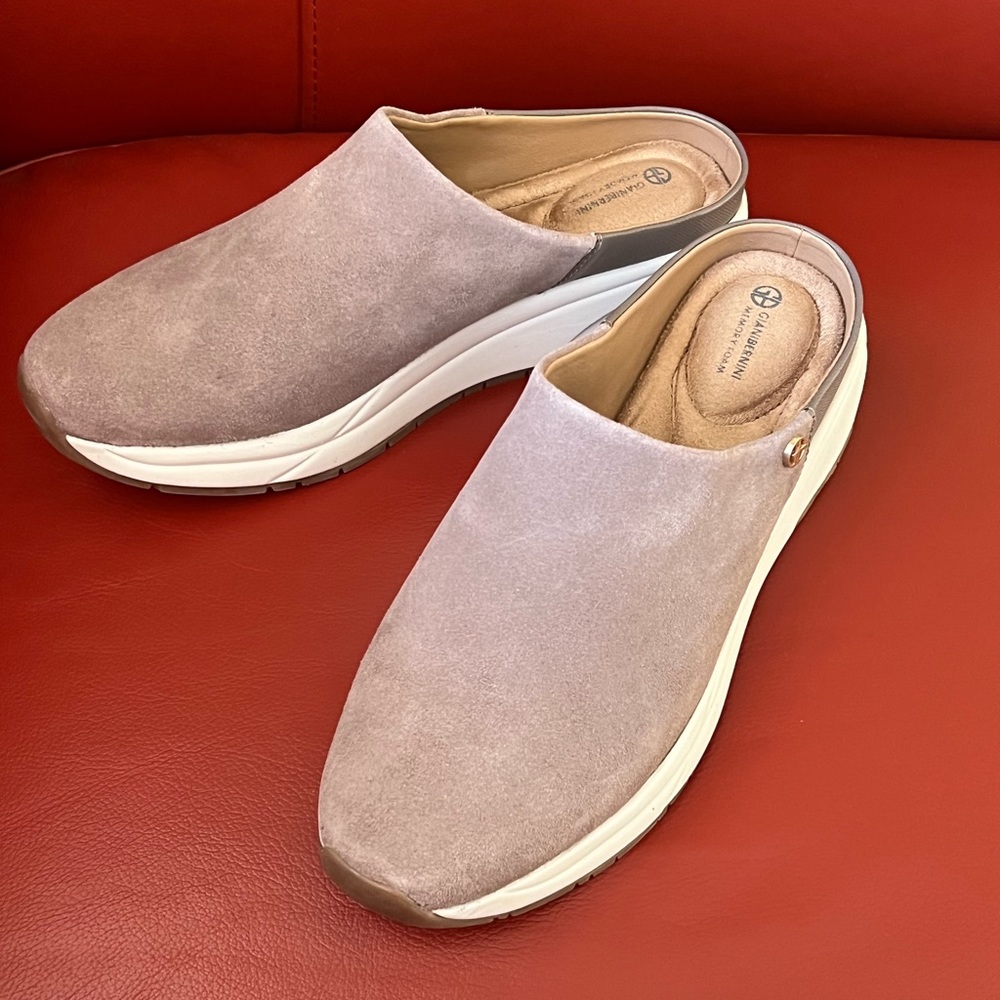 GIANI BERNINI suede open back slip on shoes